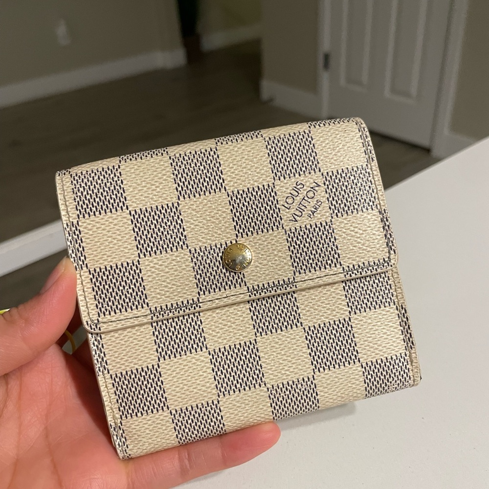*AUTHENTIC* Louis Vuitton Damier Tri Fold Wallet